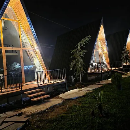 Bujtinat Te Mullari * Vau i Dejes