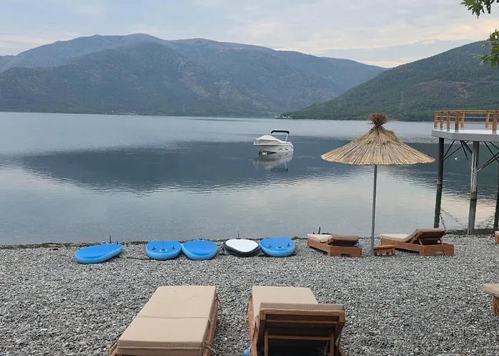 Bujtinat Te Mullari Alpehytte